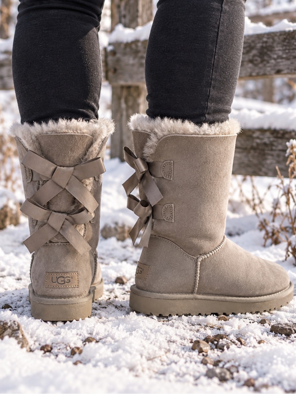 UGG Bailey Bow II Gray Suede Shearling Boots Womens Size 7